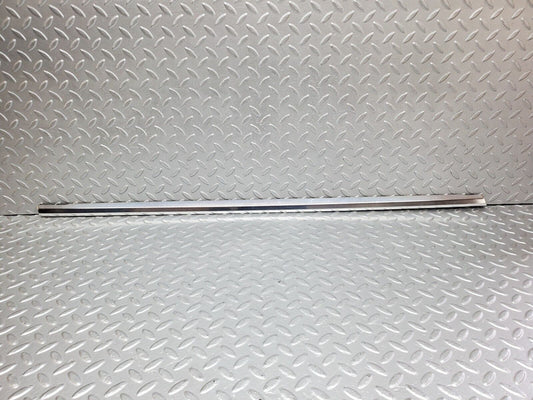 45811 Mercedes-Benz W126 420SE Rear Left Door Chrome Moulding Trim