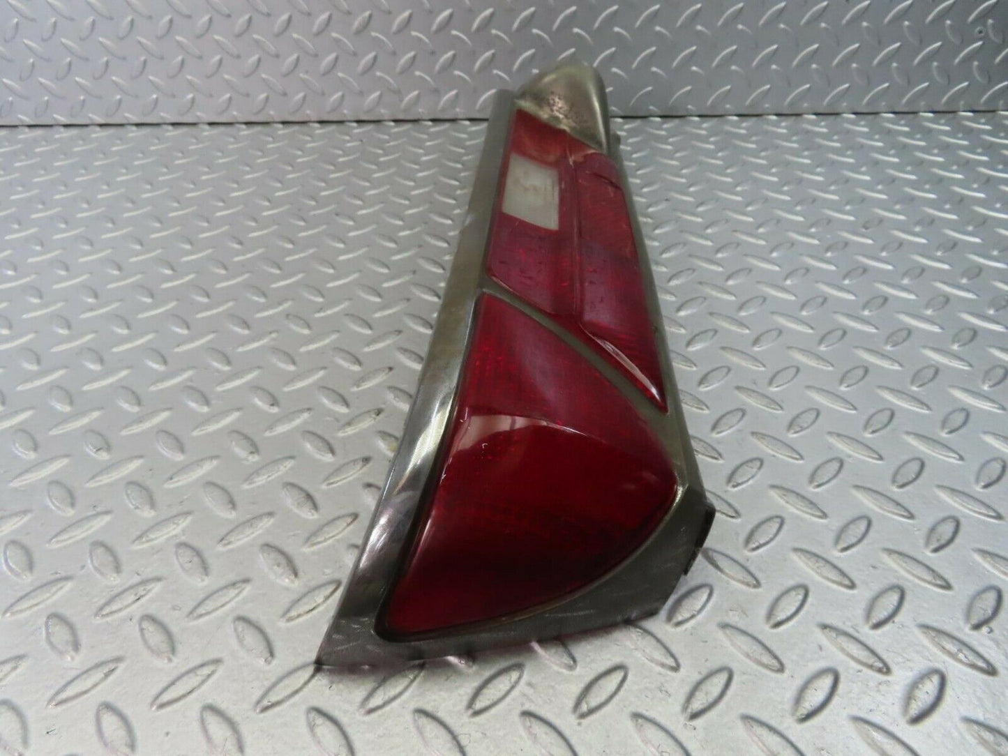 9170 Mercedes-Benz W111 Right Tail Light Lens