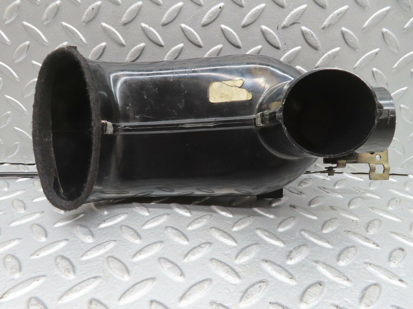 13844 Mercedes-Benz R107 450SL Heater Air Duct