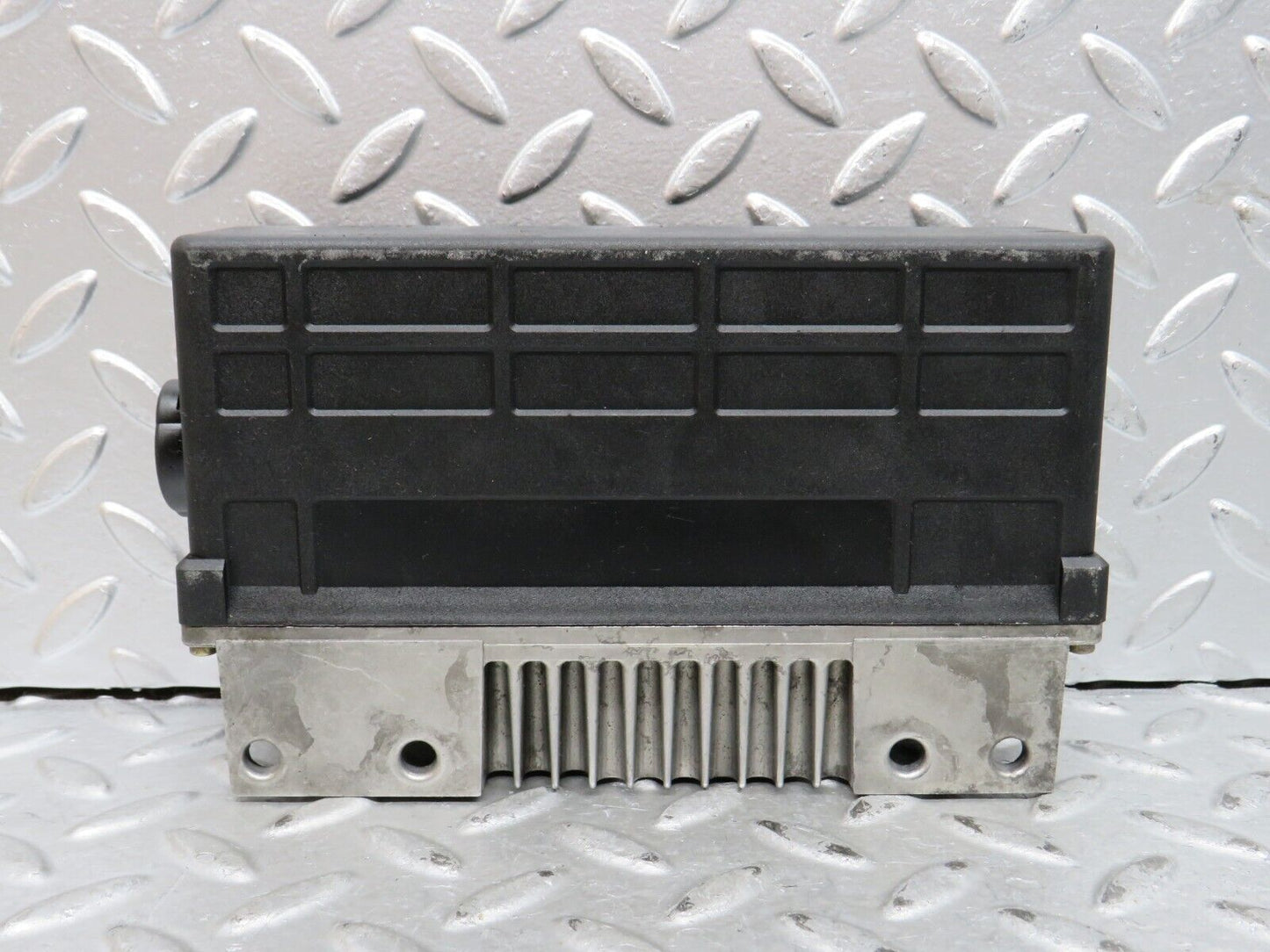 29063 Mercedes-Benz C124 320 Coupe ABS ASR Control Unit Bosch 0135458632 0265106080