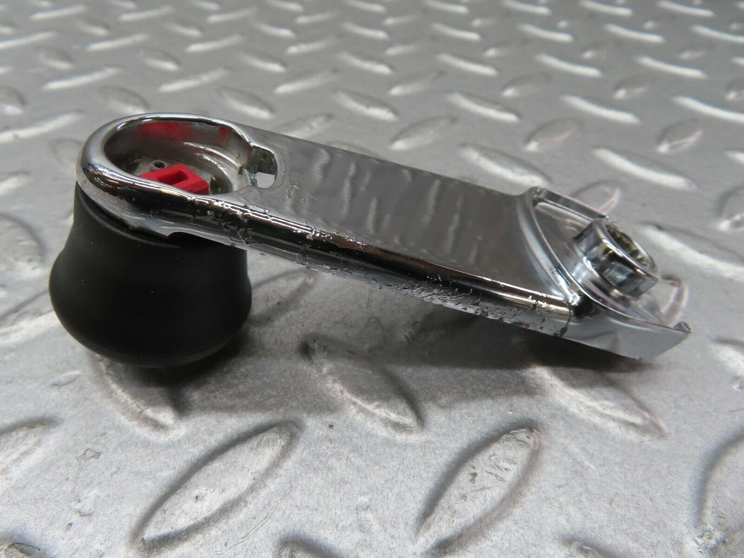 13550 Mercedes-Benz W123 200 Window Lifter Crank Handle