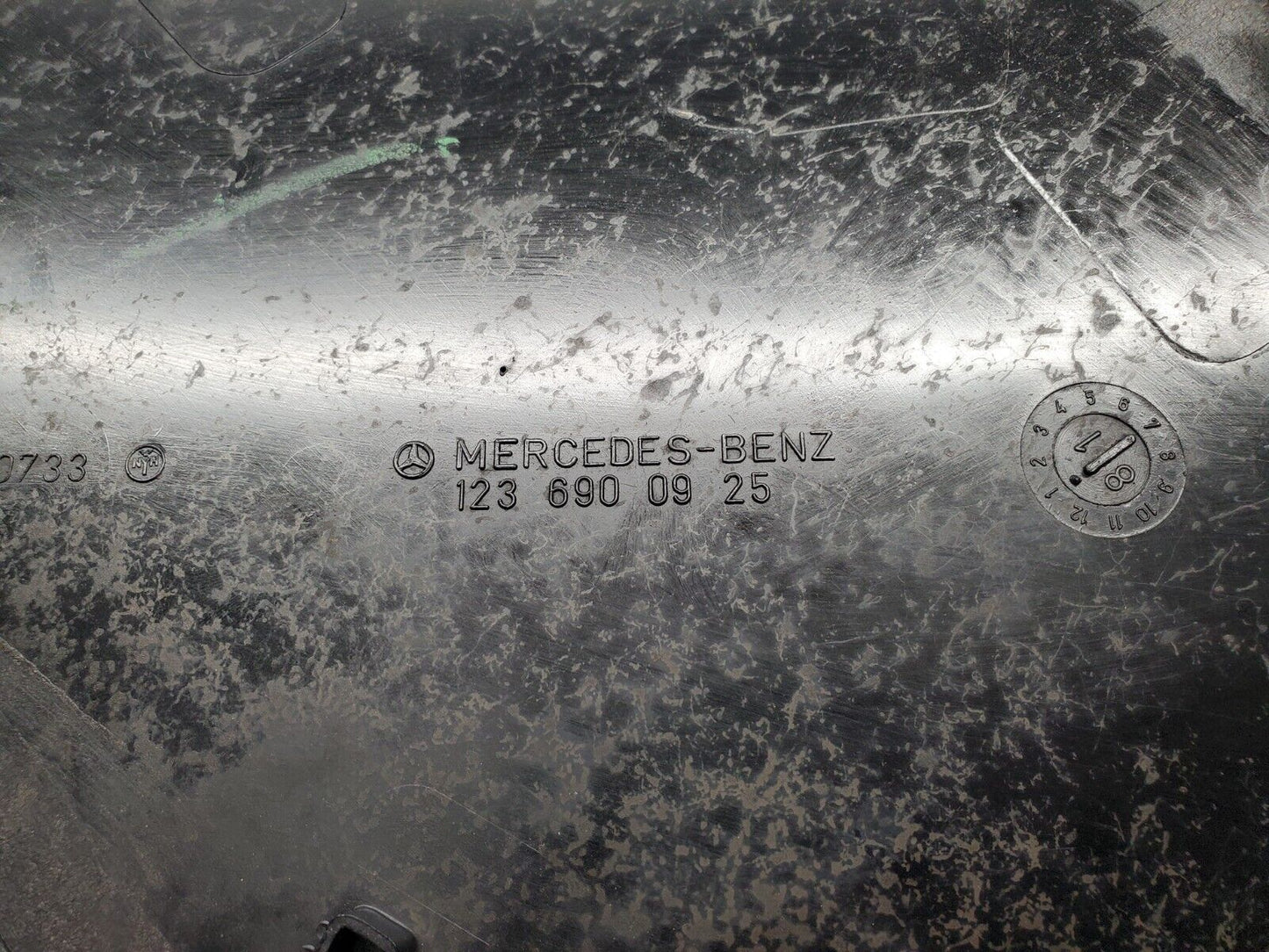 46336 Mercedes-Benz C123 280CE Coupe C Pillar Cover Left Black 1236900925