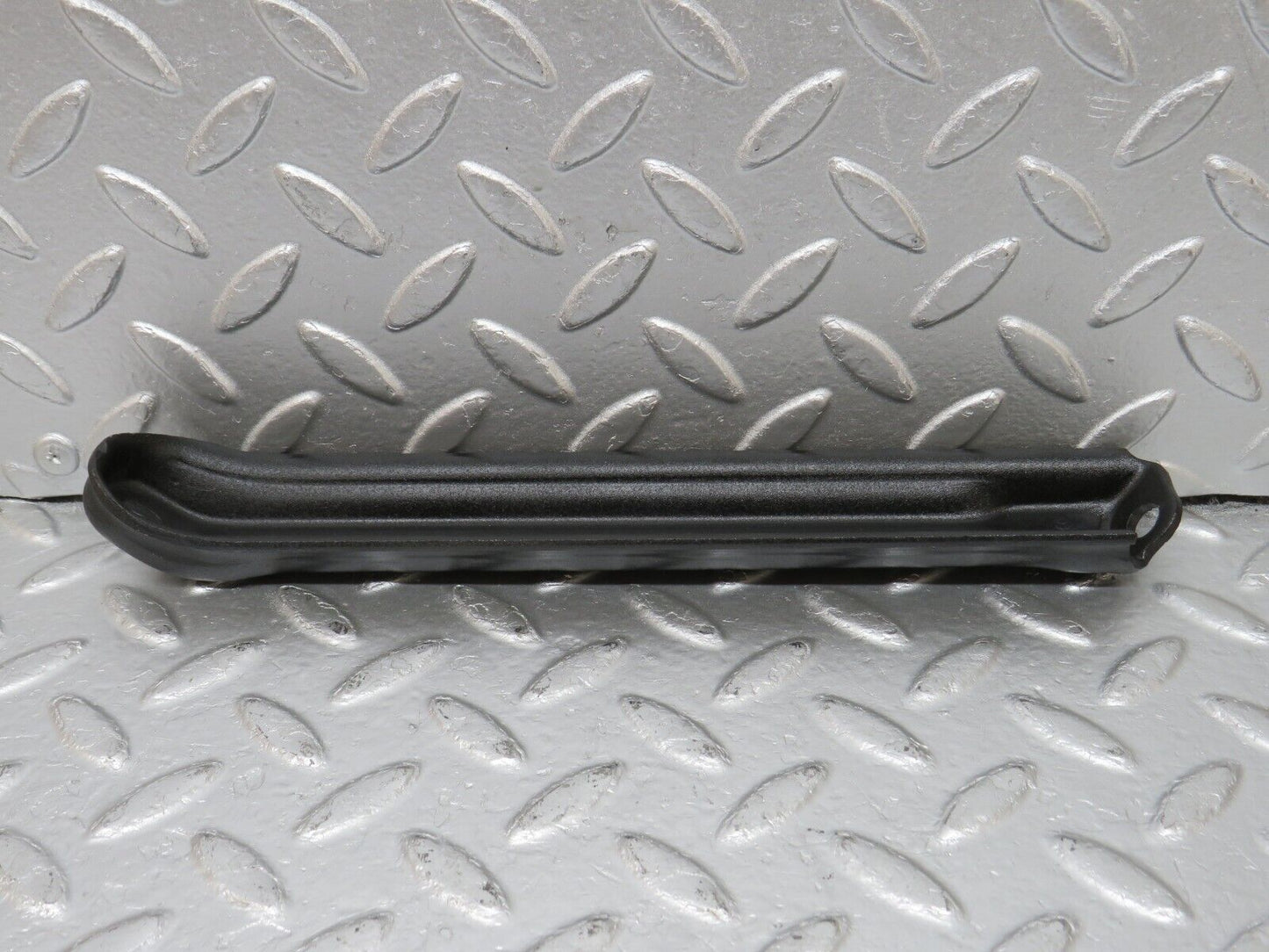 33761 Mercedes-Benz W201 190E 2.0L Air Intake Manifold Bracket