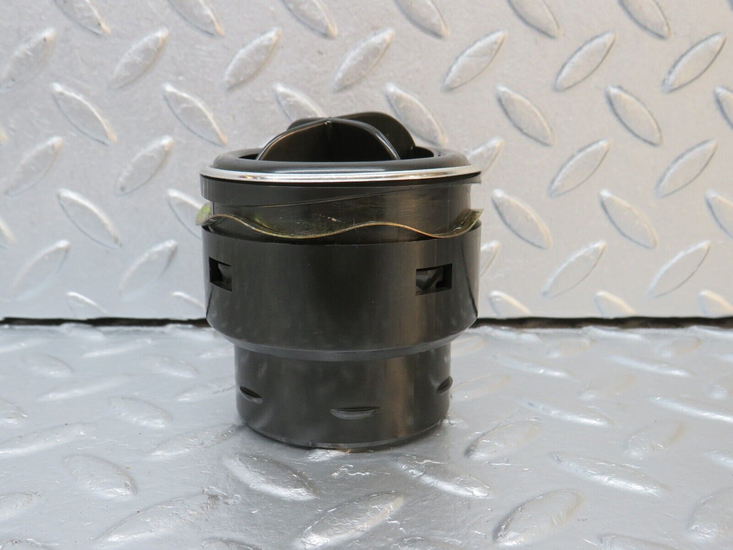 39822 Mercedes-Benz R107 350SL Dashboard Air Vent