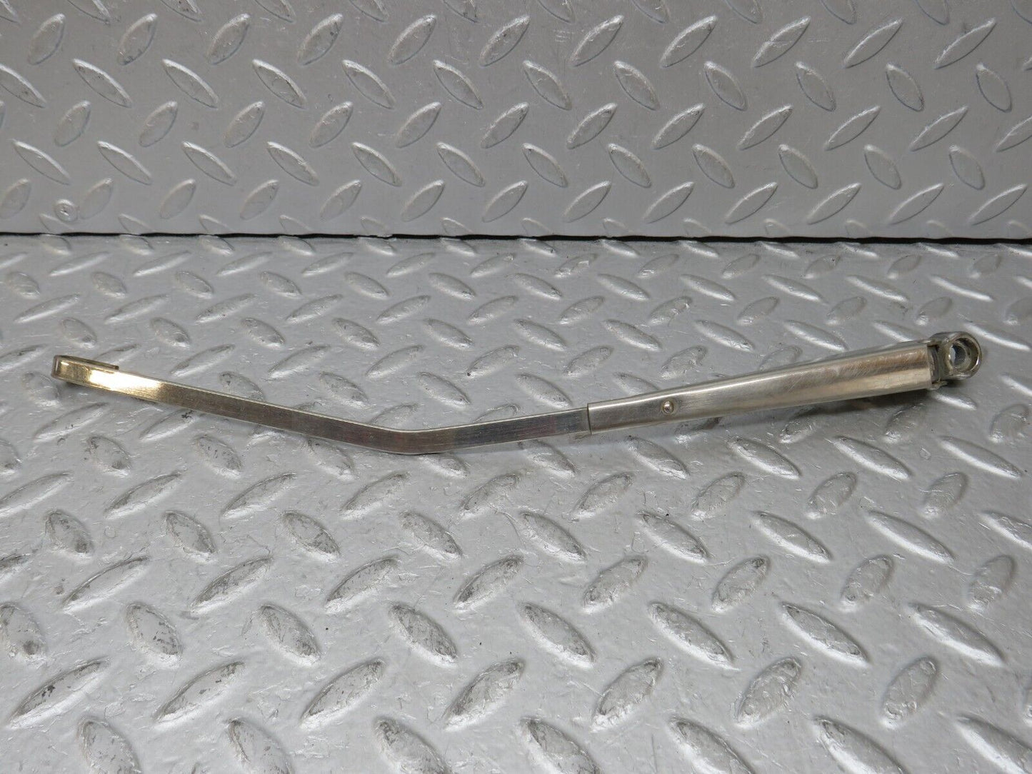 35742 Mercedes-Benz W108 Chrome Windscreen Wiper Arm Right