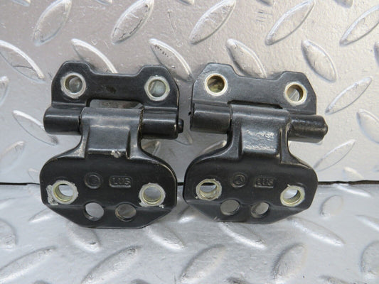 26700 Mercedes-Benz C124 220CE Coupe Right Door Hinge Pair