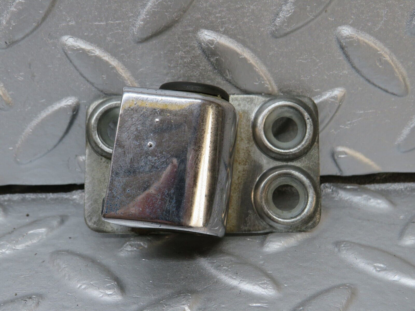 40286 Mercedes-Benz W110 230 Door Lock Latch Left Side