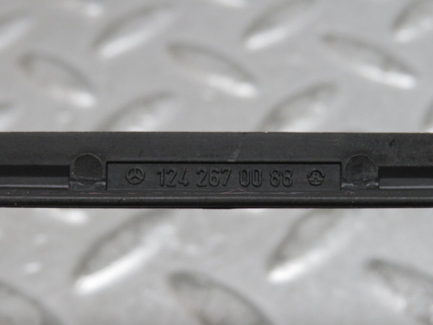 29448 Mercedes-Benz W124 230E Gear Selector Surround 1242670088