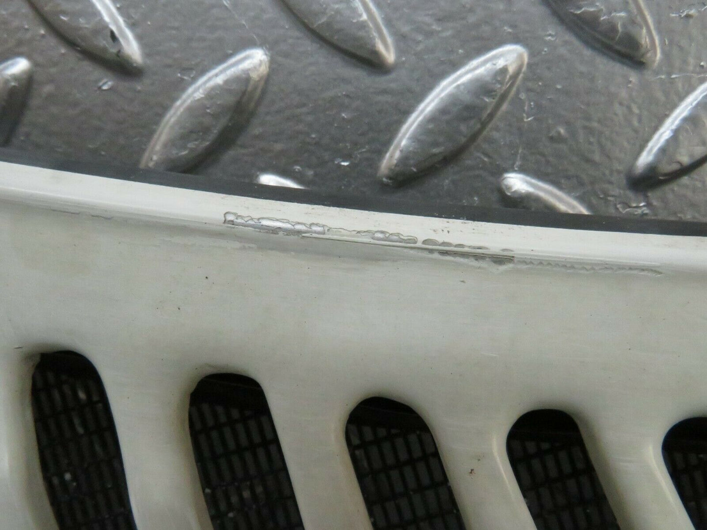 23740 Mercedes-Benz C107 450SLC Coupe Air Intake Grill Right Side