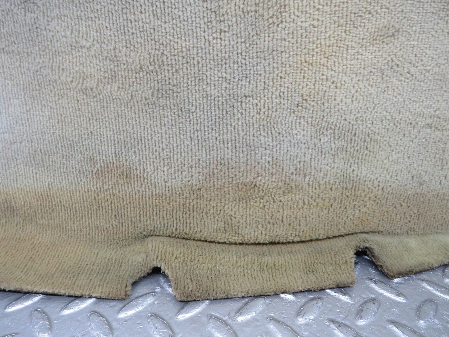 34383 Mercedes-Benz C126 380SEC Coupe Centre Console Carpet Right 1266831225