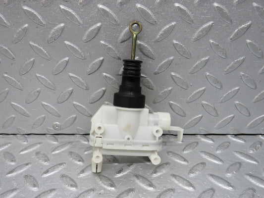 37771 Mercedes-Benz A124 320E Cabriolet Right Door Lock Vacuum Actuator