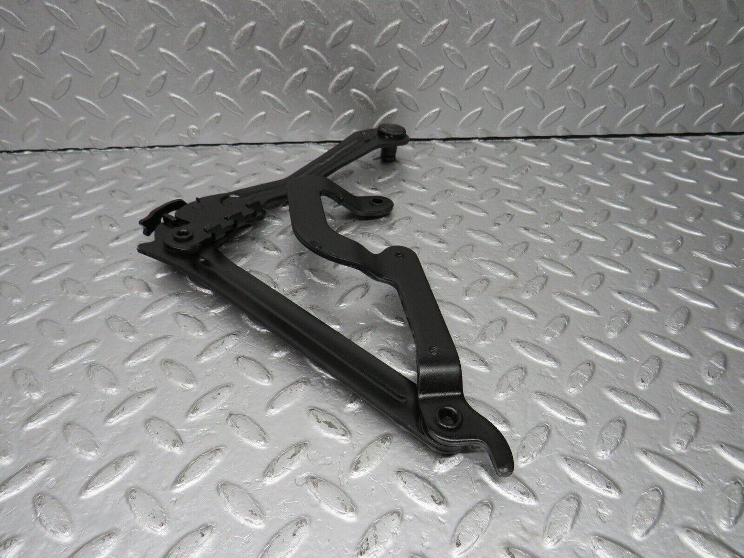 40547 Mercedes-Benz W123 300D Bonnet Hinge Right Side