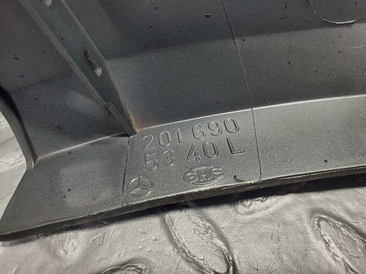 W201 Baby Benz front left fender wing moulding trim used OEM
