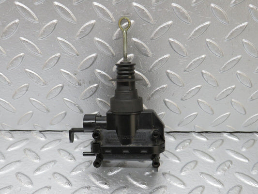 33647 Mercedes-Benz W201 190E 2.0L Door Lock Vacuum Actuator Front Left