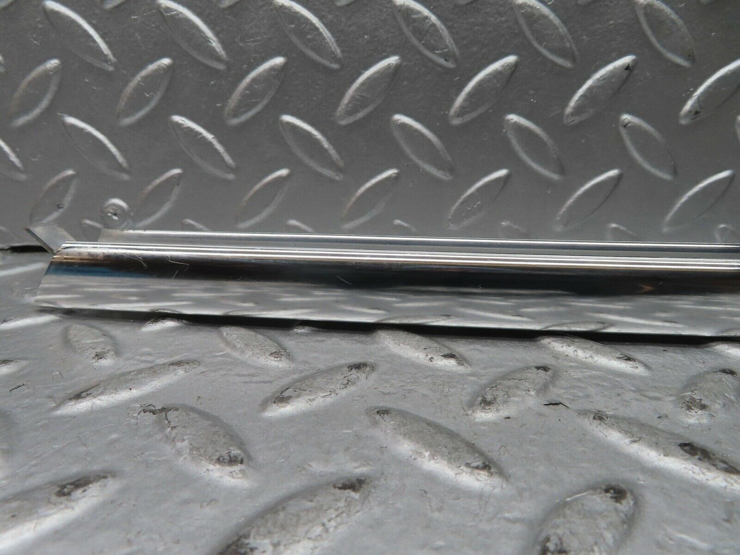 21575 Mercedes-Benz W126 300SE Rear Left Door Chrome Window Channel