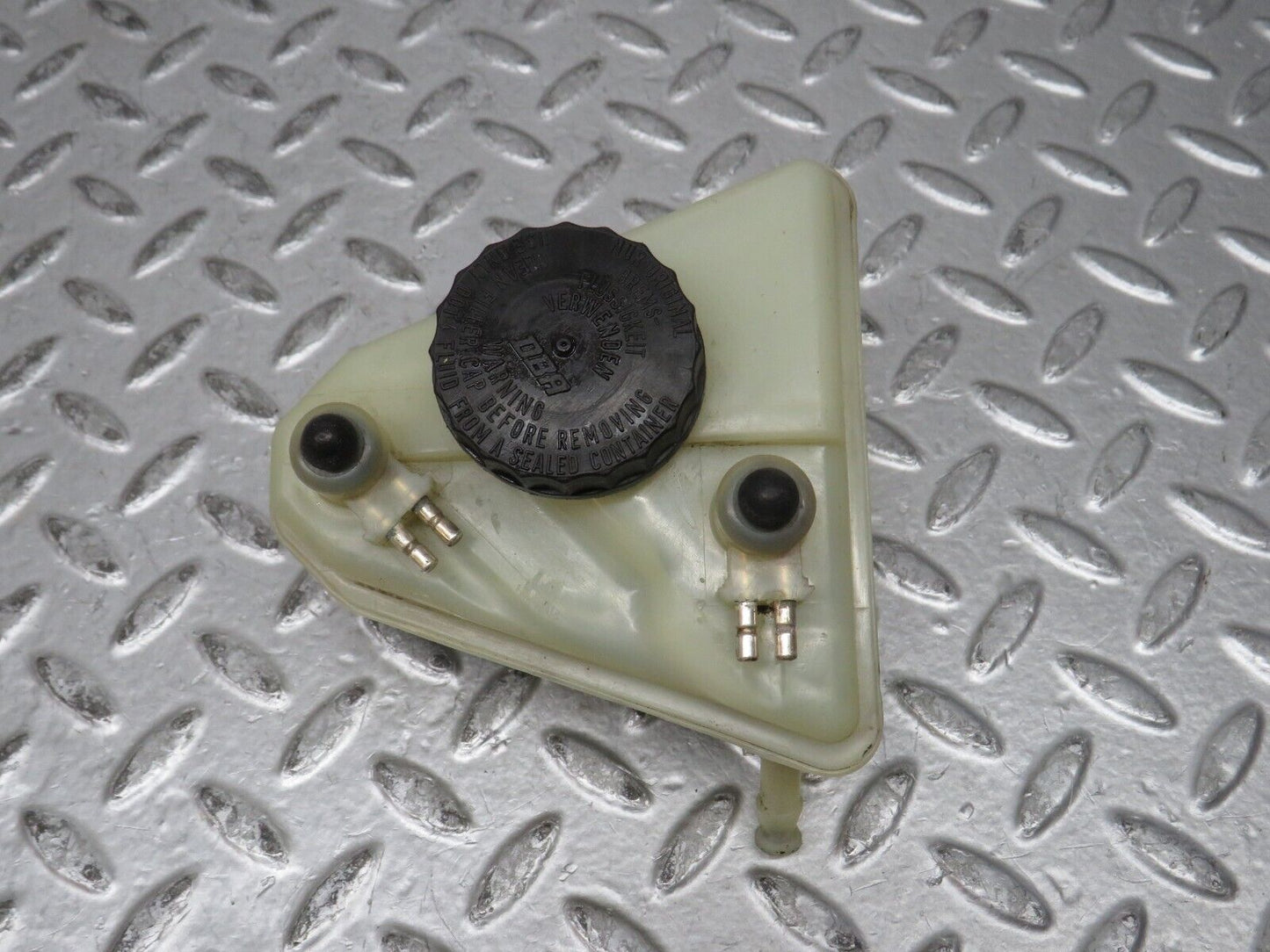 28753 Mercedes-Benz W123 230E Brake Fluid Reservoir Tank DBA