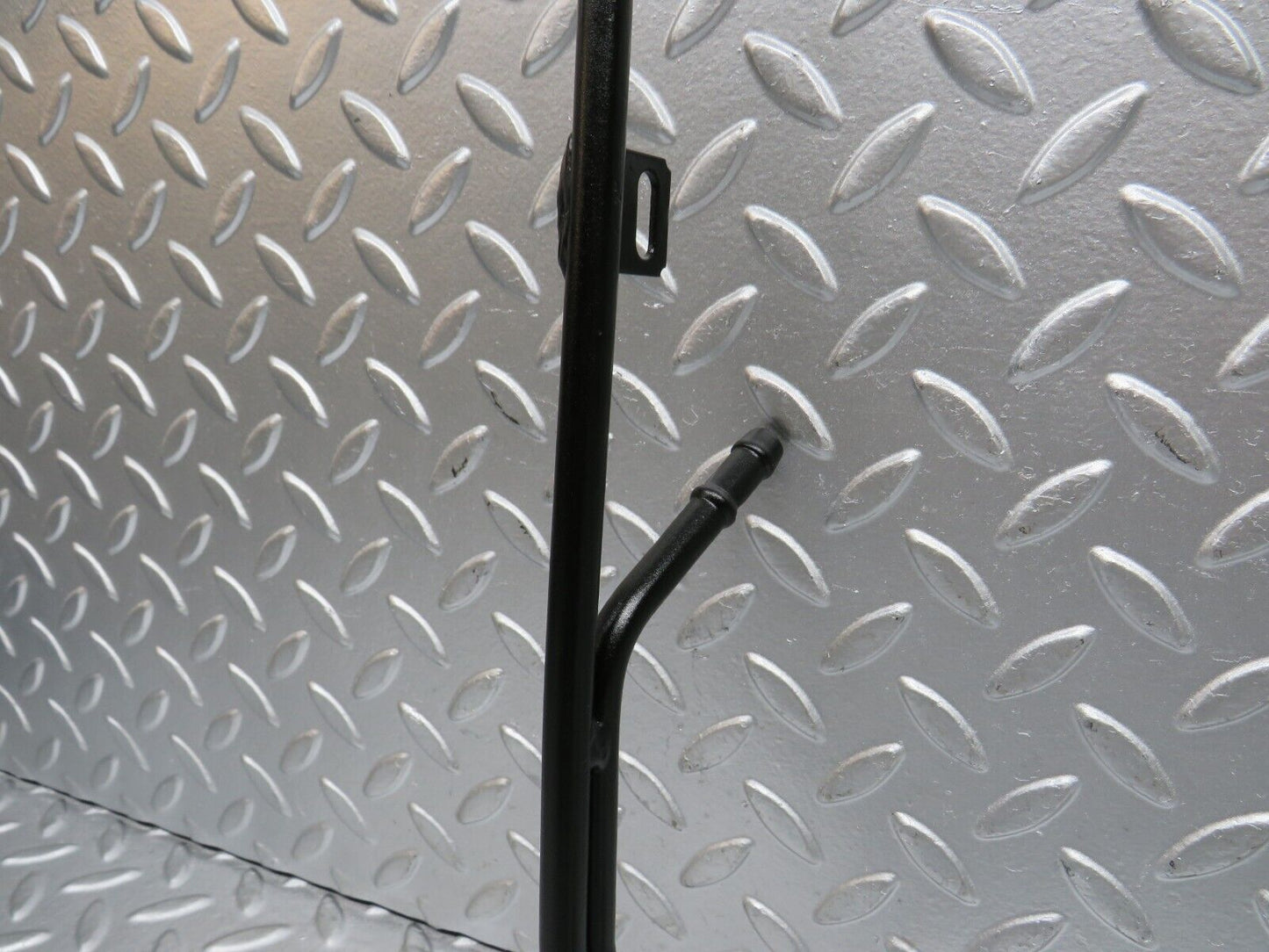 29952 Mercedes-Benz C124 320CE Coupe Oil Cooling Pipe