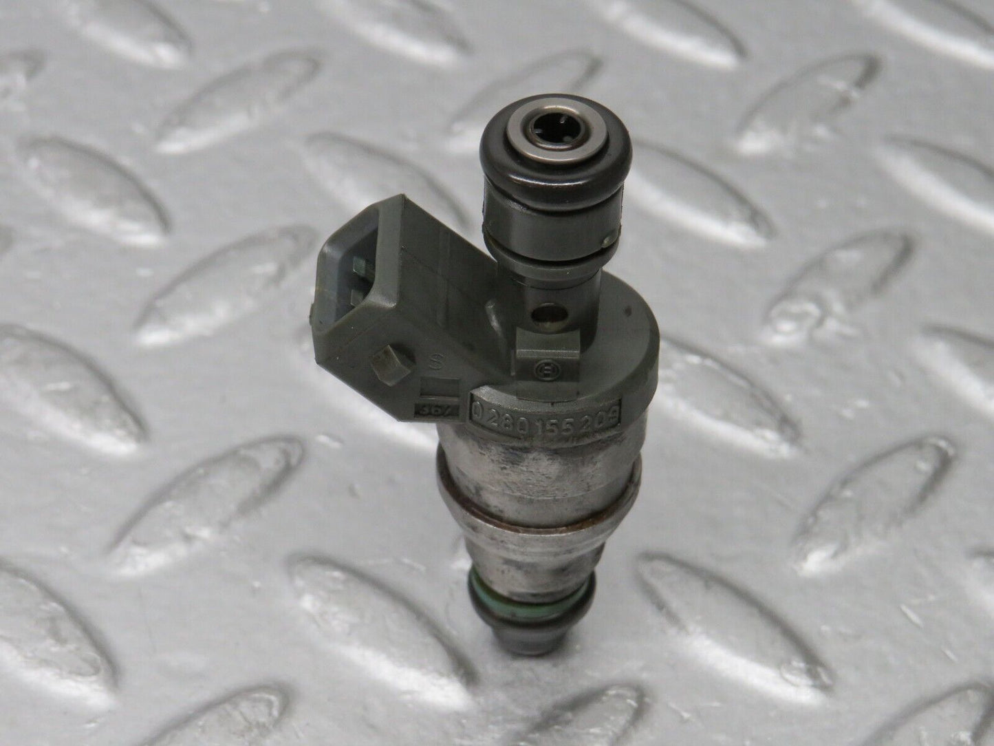 38141 Mercedes-Benz A124 320E Cabriolet Fuel Injector Bosch 0280155209 0000787323