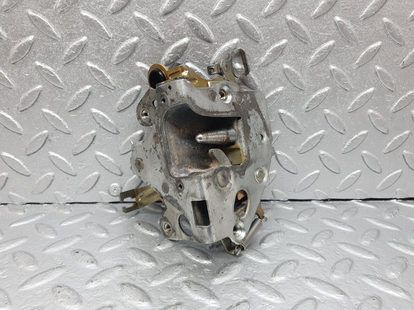 43642 Mercedes-Benz C126 380SEC Coupe Right Door Lock Mechanism