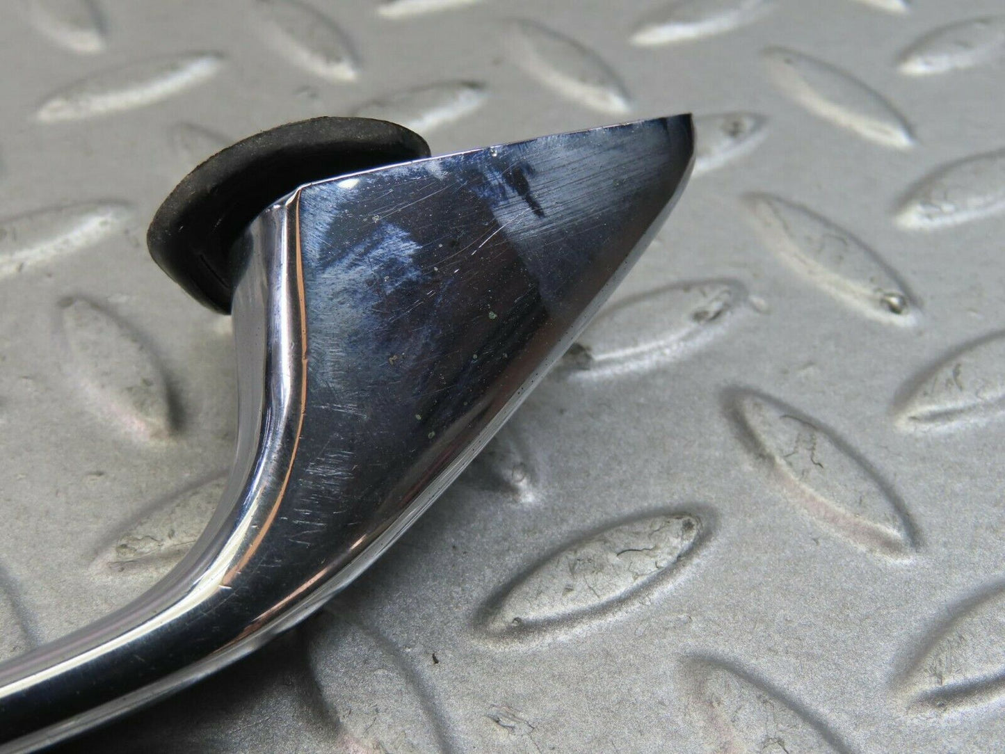 8798 Mercedes-Benz W108 Chrome Door Handle Front Right No Key 1087661401