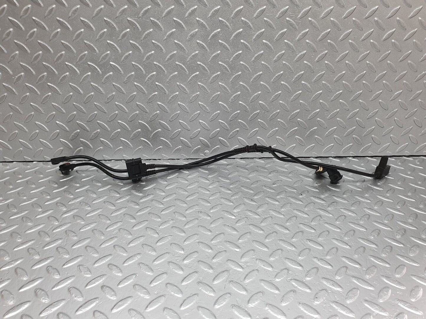 42116 Mercedes-Benz W202 C200 ABS Sensor Speed Sensor Left Side 2025400634