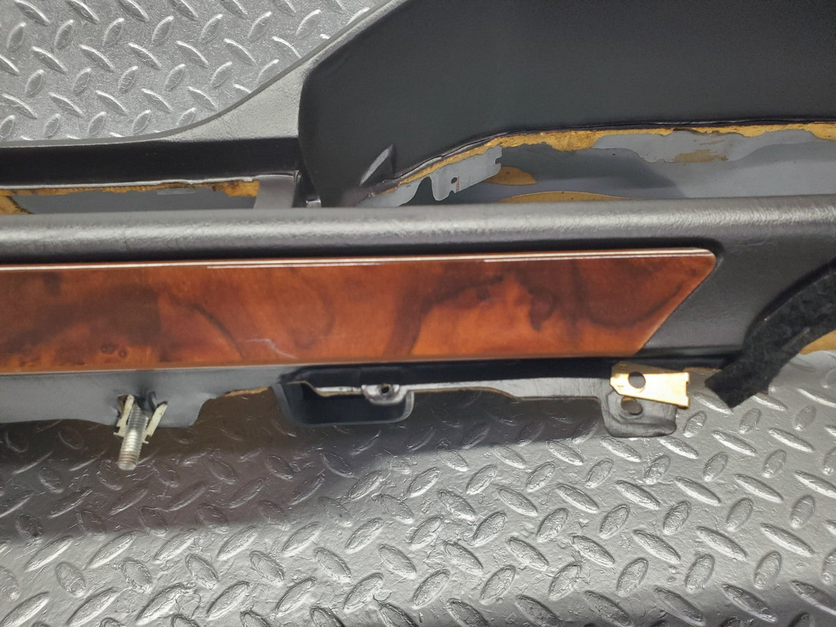 W124 dashboard black used OEM