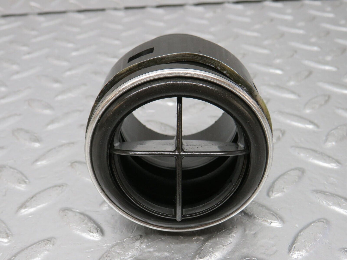 32745 Mercedes-Benz C107 R107 Dashboard Air Vent
