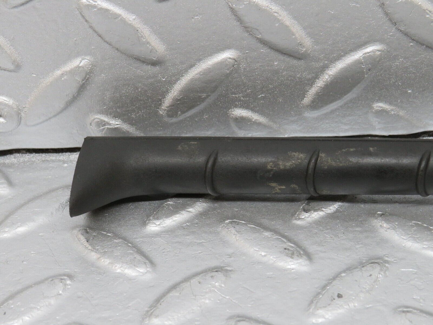 40670 Mercedes-Benz W123 300D Wiper Mechanism Tray Water Drain