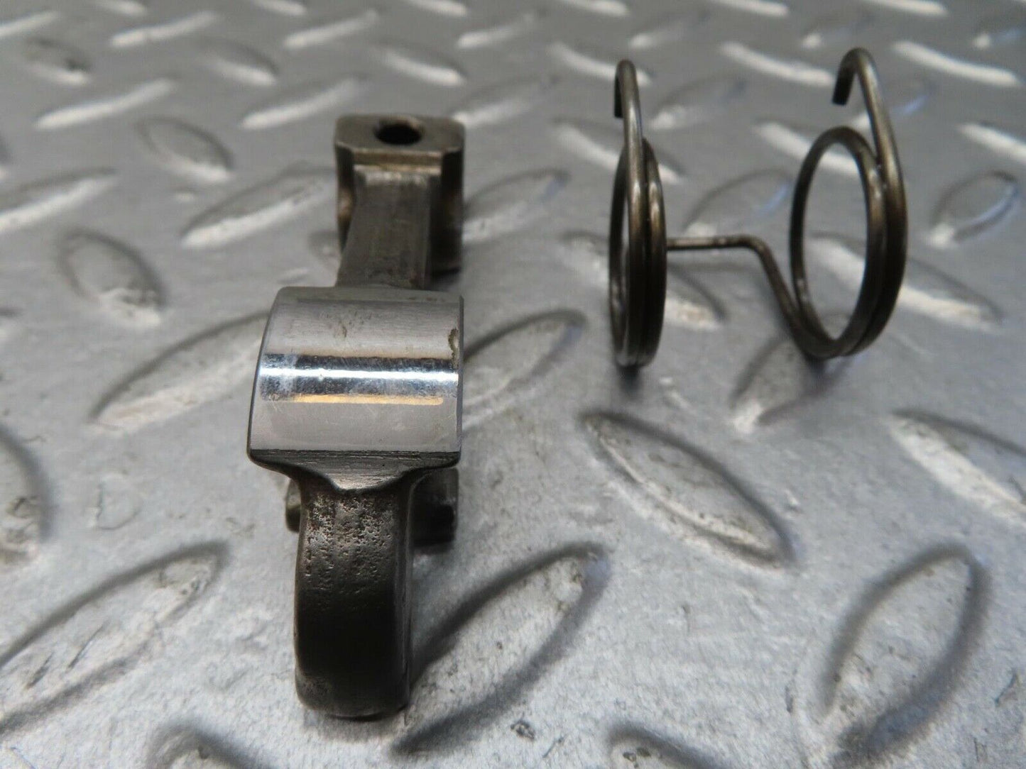 13378 Mercedes-Benz W111 230S Valve Rocker Arm With Retaining Spring