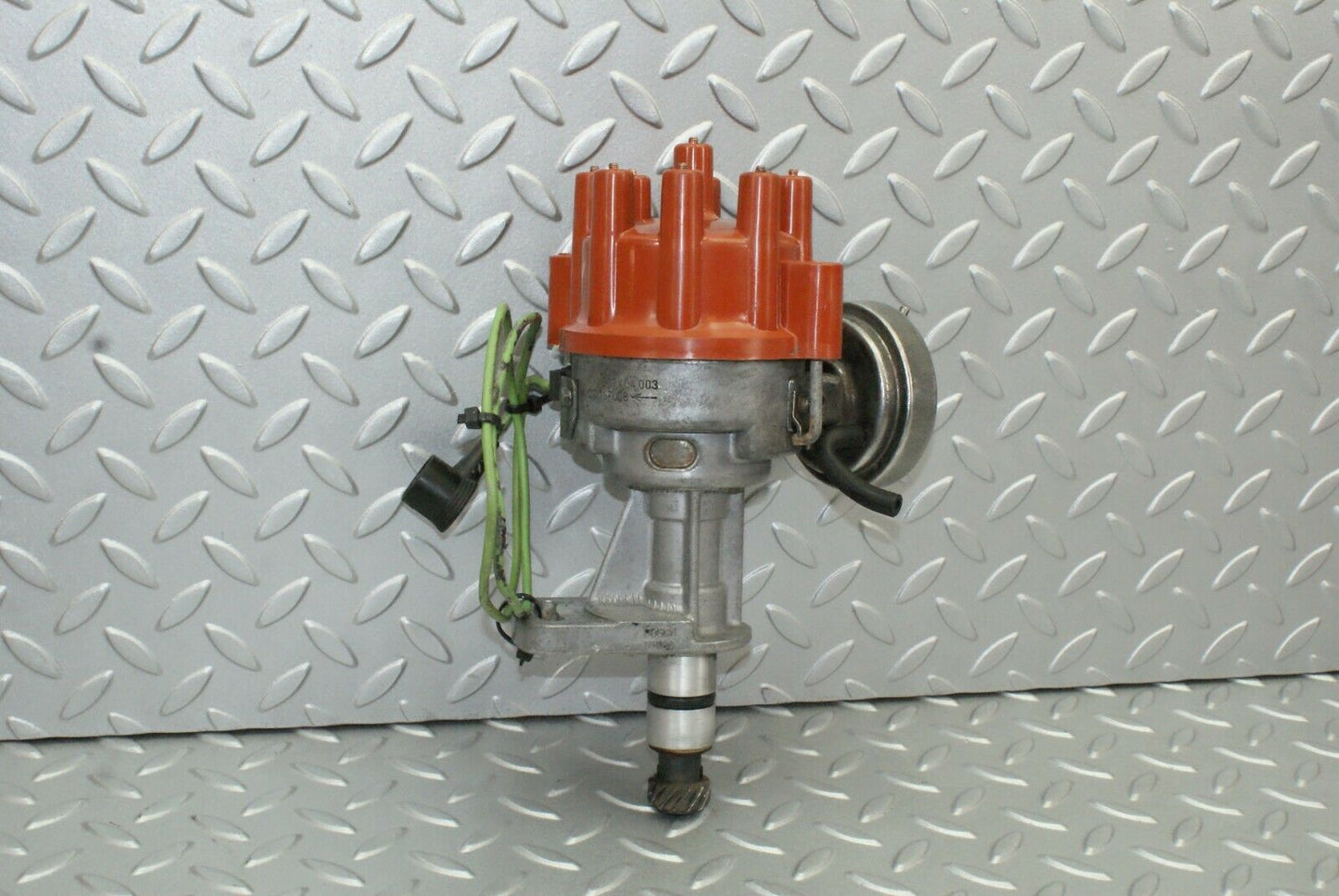 2615 Mercedes-Benz W116 350SE Ignition Distributor Bosch 0237404003
