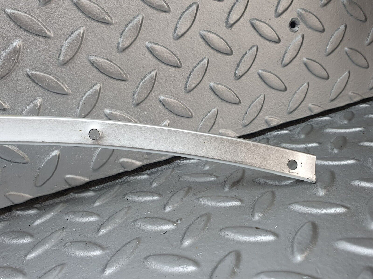 43048 Mercedes-Benz R107 Hardtop Interior Roof Chrome