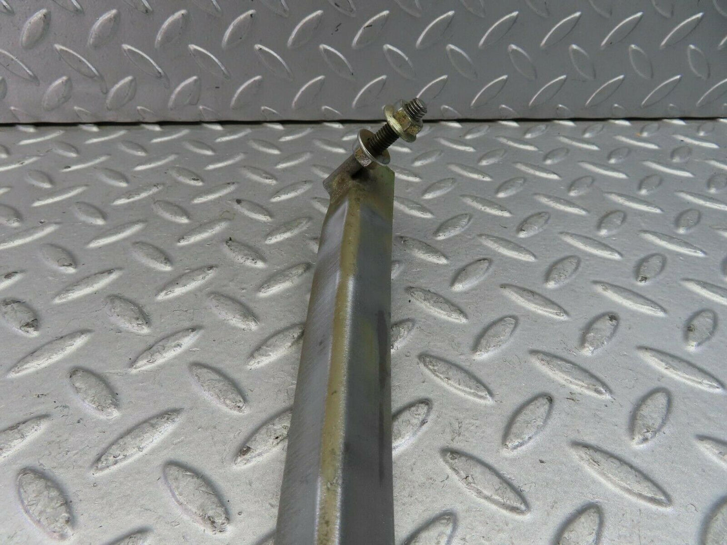 9726 Mercedes-Benz C123 280CE Coupe Front Left Door Window Channel Pair