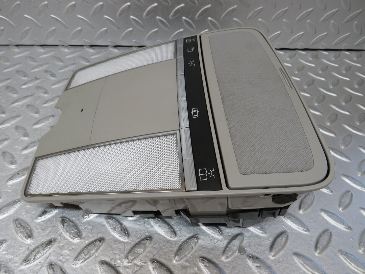 35195 Mercedes-Benz W221 Interior Dome Light Unit 2218708426