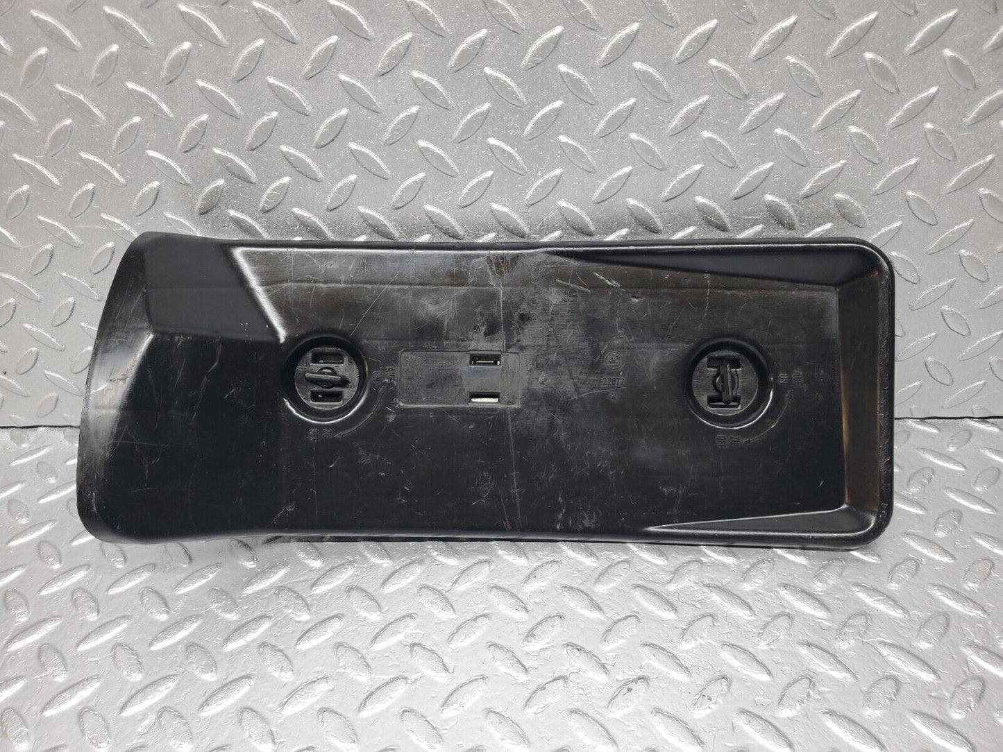 45829 Mercedes-Benz W126 420SE Tail Light & Bulb Holder Right Side 22072