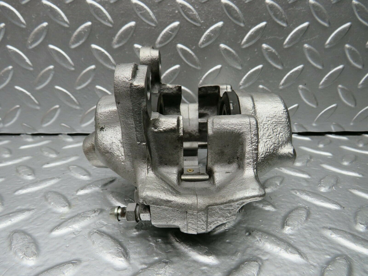 22412 Mercedes-Benz C124 E220 Coupe Rear Right Brake Caliper Lucas 42