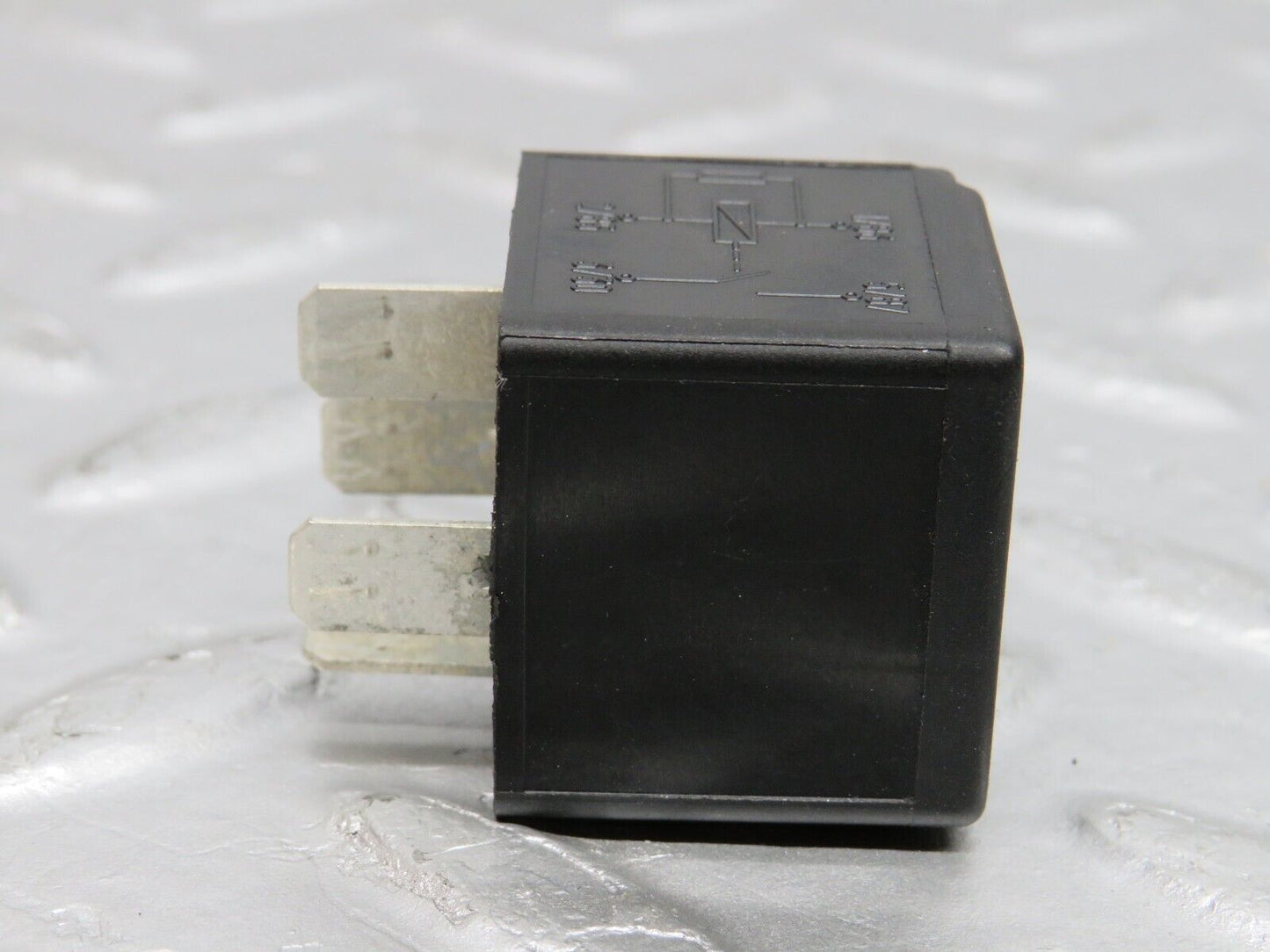 39647 Mercedes-Benz R129 320SL Coupe Multi Purpose Relay 0025421319