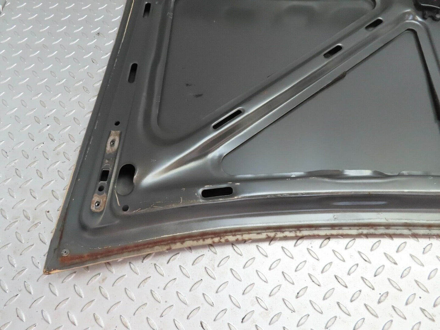 15815 Mercedes-Benz W123 280E Boot Lid Trunk Door