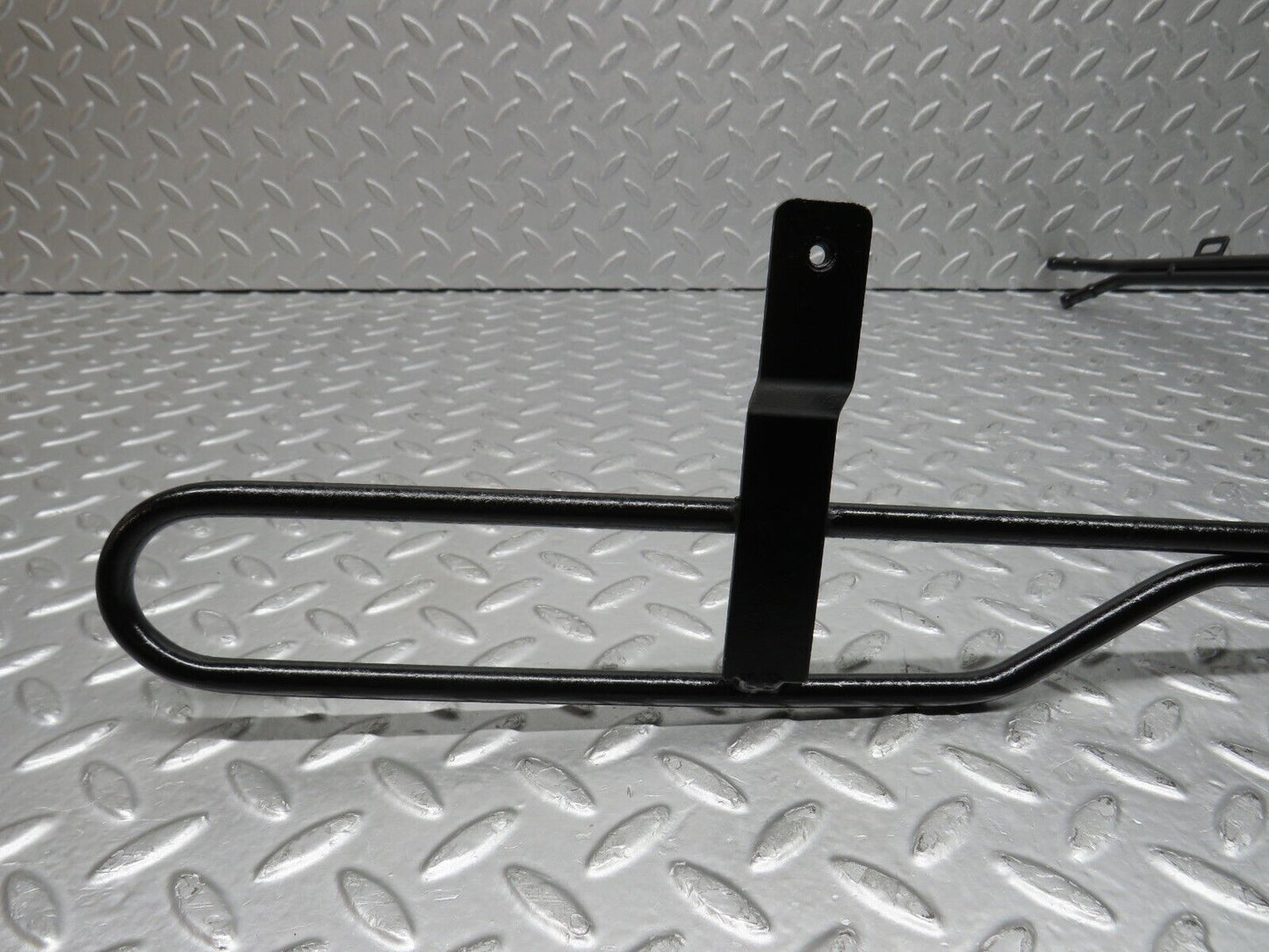 39006 Mercedes-Benz W201 190E 2.6L Oil Cooling Pipe Line