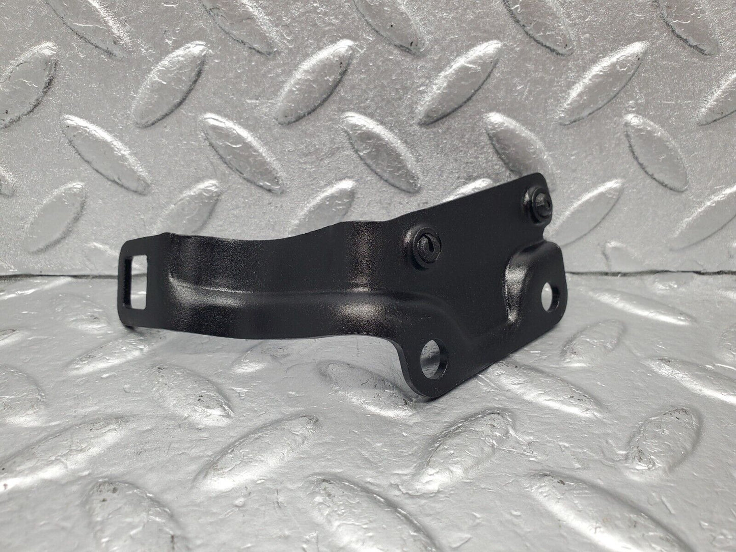 46680 Mercedes-Benz C123 280CE Coupe Ignition Coil Cable Wire Bracket