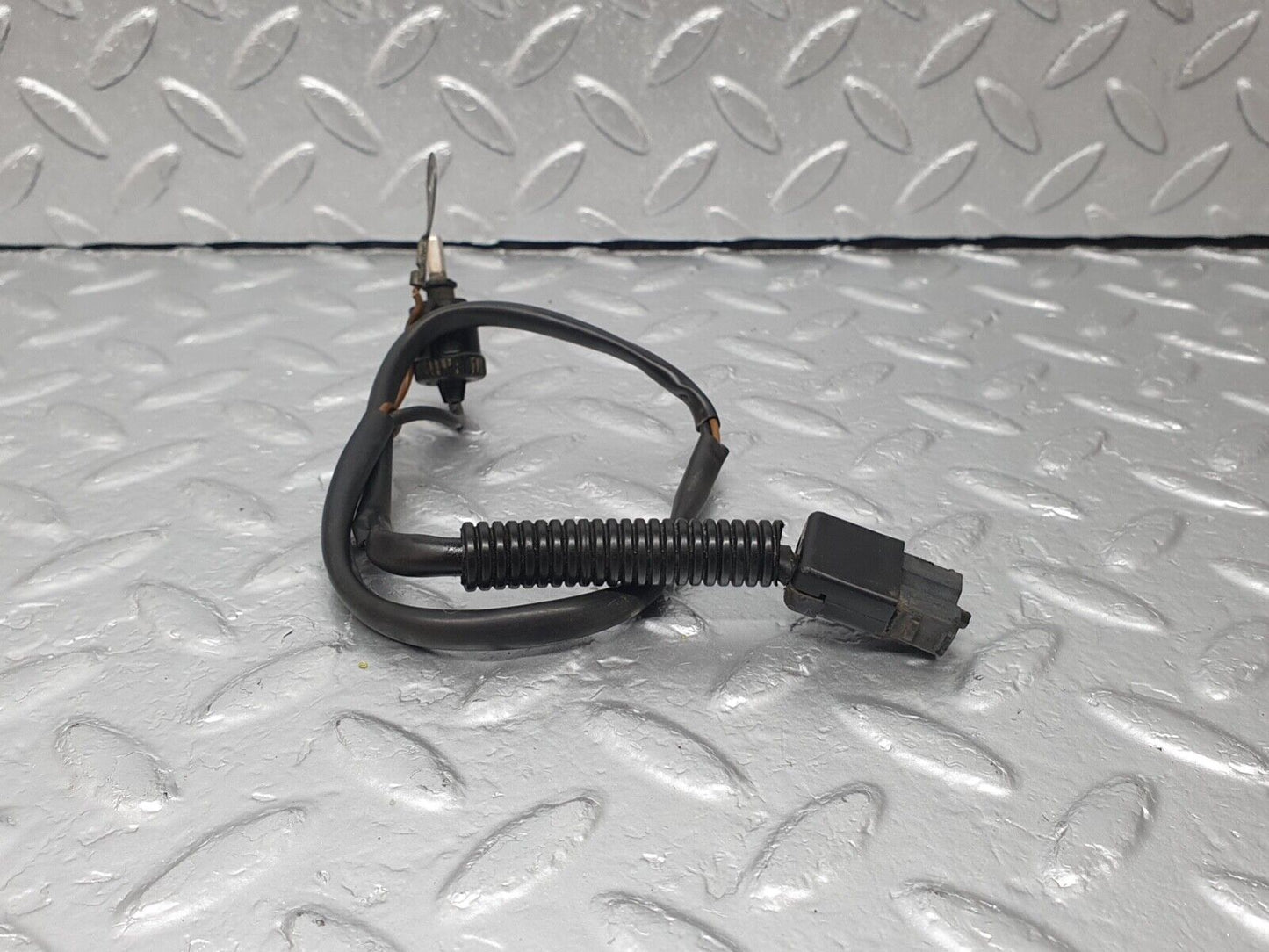 42996 Mercedes-Benz W201 190  Wire Cable Connector 0085450828 0095451428