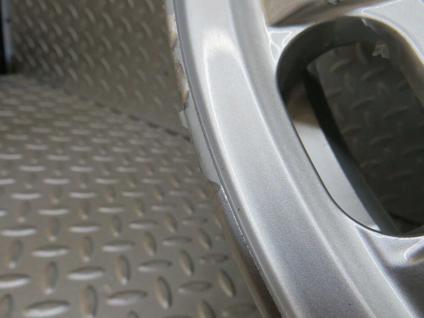 36923 Mercedes-Benz Alloy Wheel Set 7Jx15 H2 ET44 2014001302
