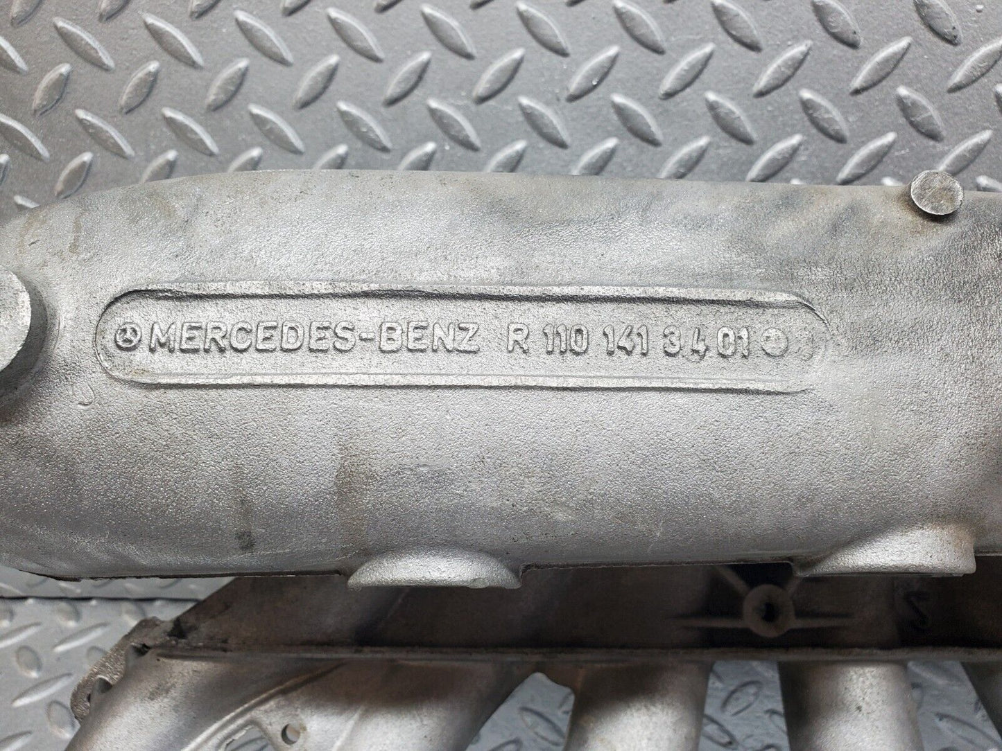 45391 Mercedes-Benz 280E M110.983 Air Intake Manifold 1101413401