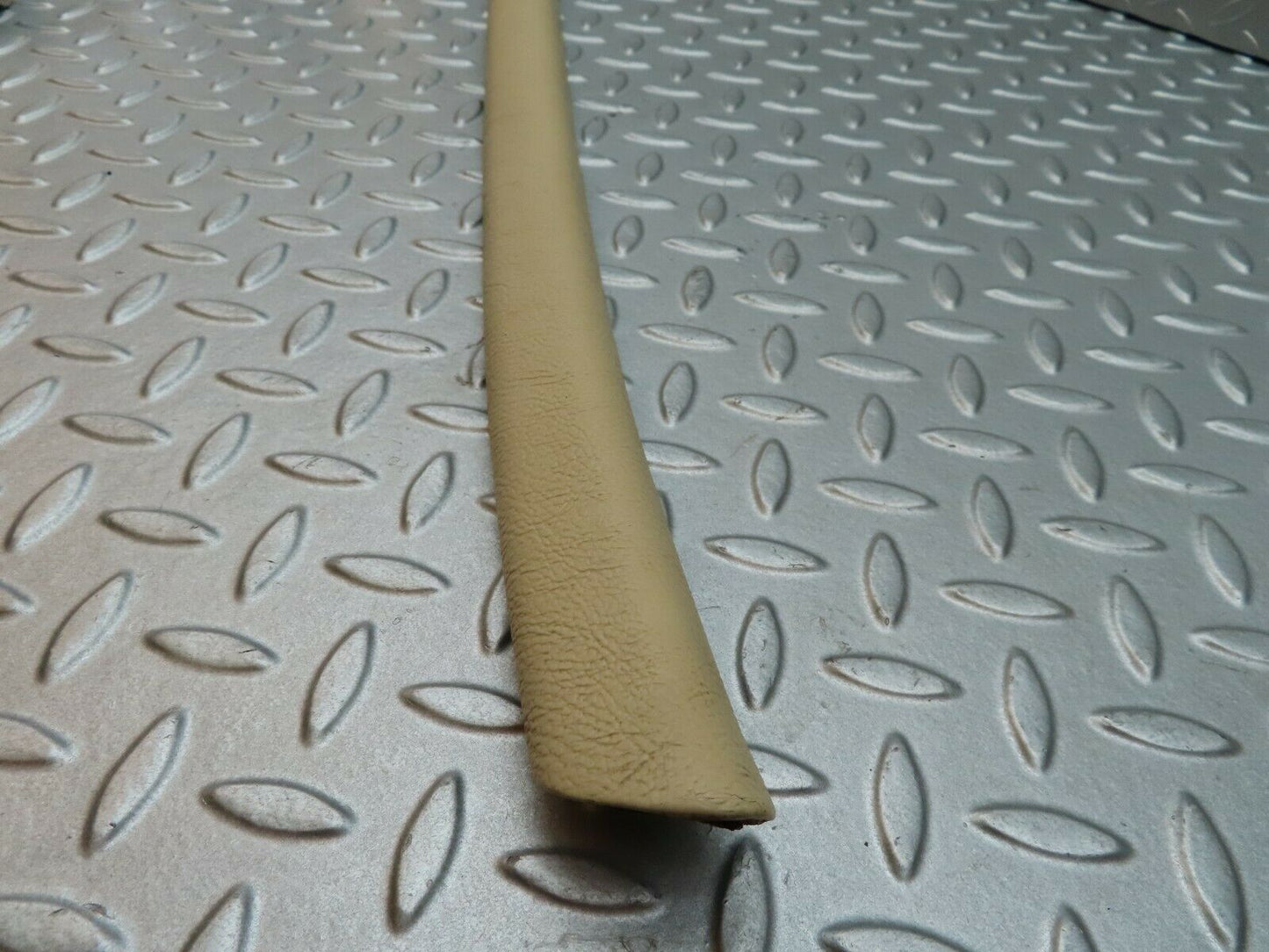 4604 Mercedes-Benz W114 280CE Coupe Interior Roof Panel Trim Left Side Beige
