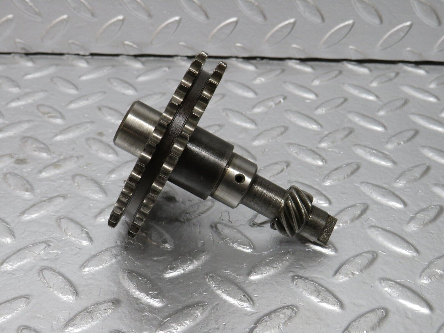 32946 Mercedes-Benz C107 R107 450 Camshaft Intermediate Timing Gear 1161570414