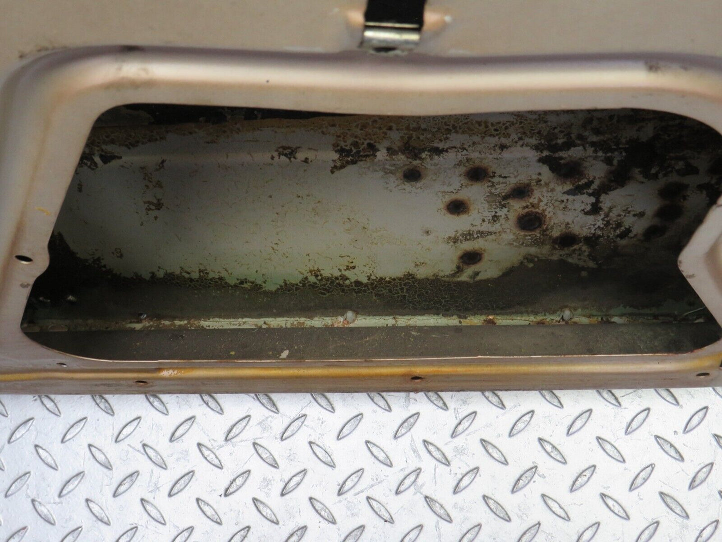 28195 Mercedes-Benz S123 240D Wagon Rear Right Door