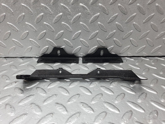 42607 Mercedes-Benz R129 320SL Coupe Air Condition Radiator Fan Bracket 1298350193