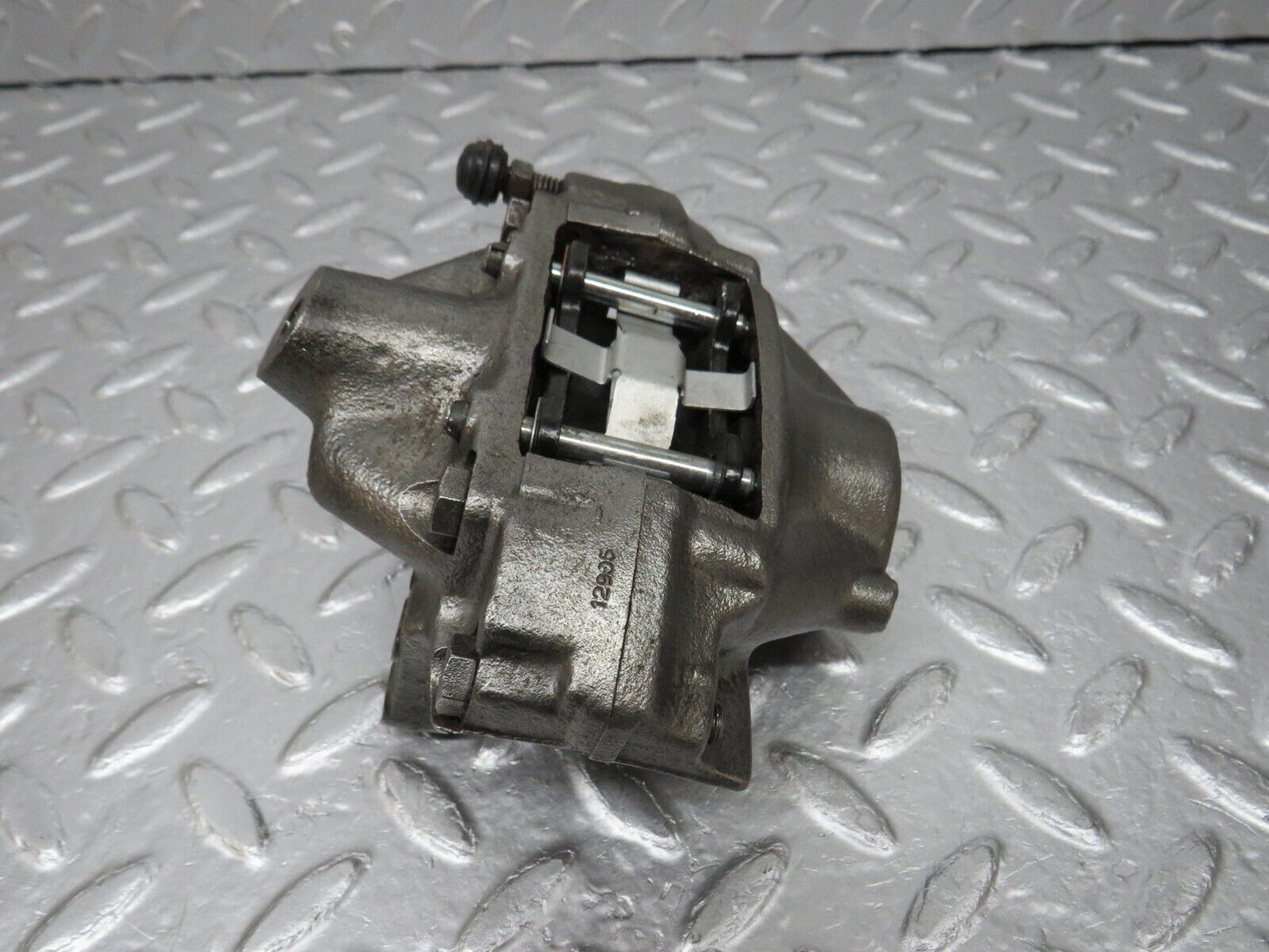 33539 Mercedes-Benz W202 C180 Rear Right Brake Caliper ATE 32