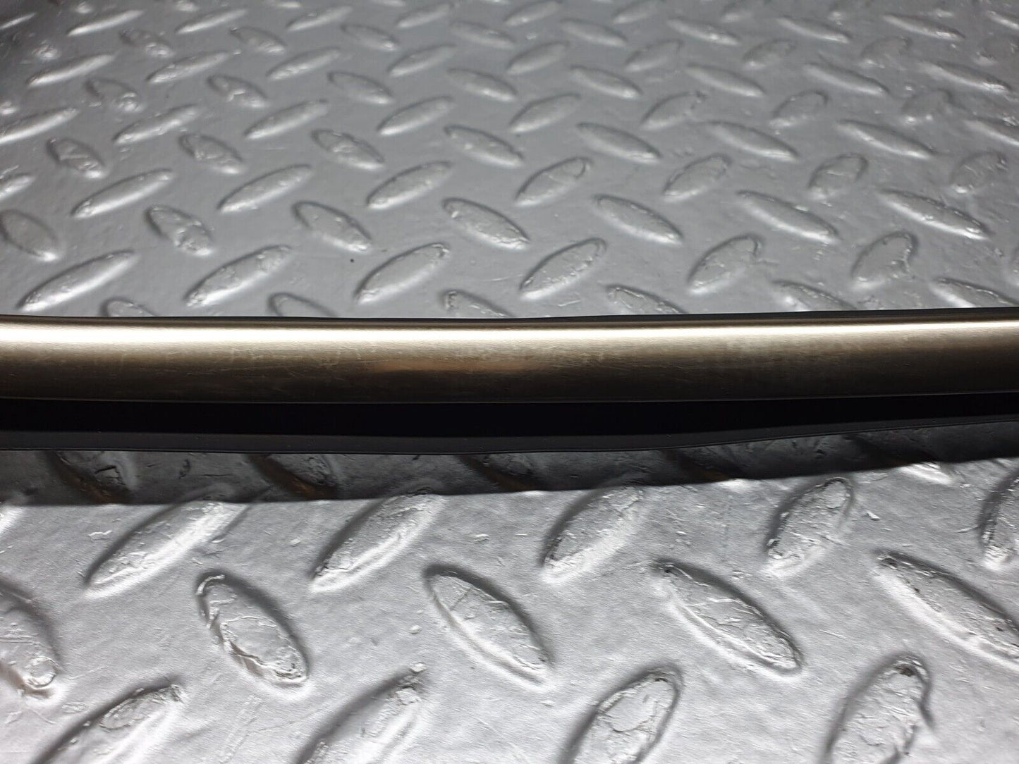 41932 Mercedes-Benz W202 C200 Rear Windscreen Frame 2026710236 2026710136