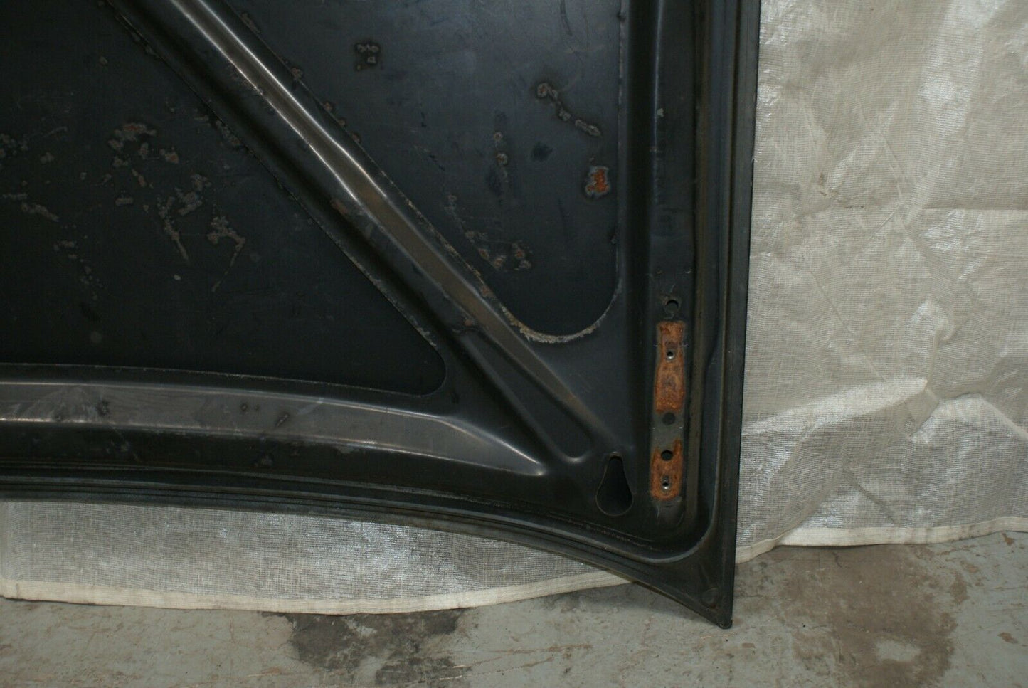 3238 Mercedes-Benz W115 220D Boot Lid Trunk Door