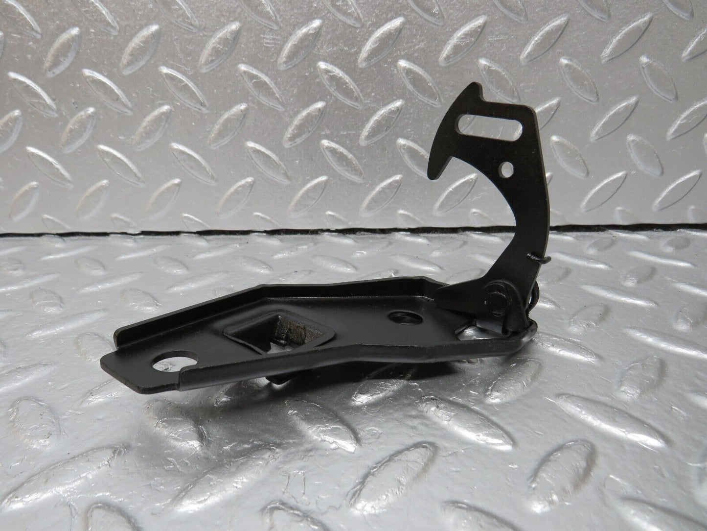 34009 Mercedes-Benz W124 260E Bonnet Release Latch 1248800360